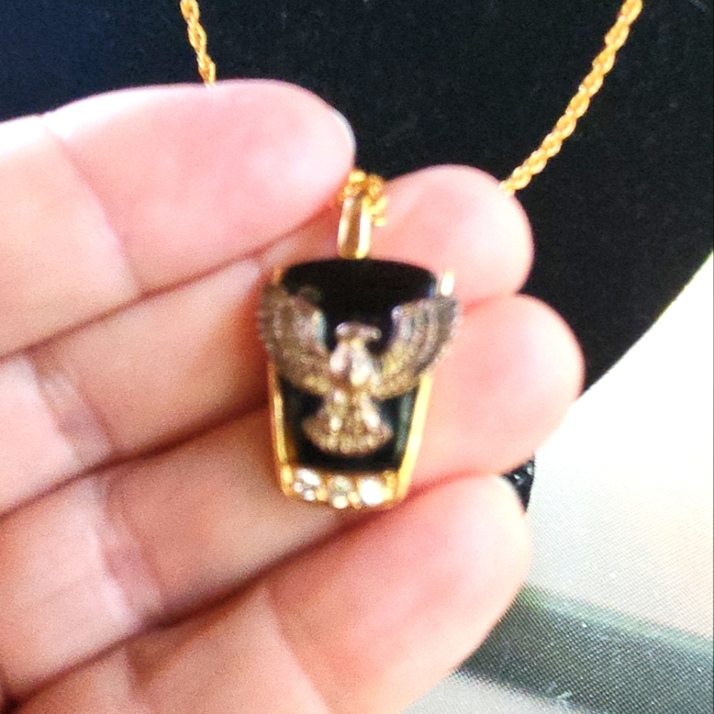 Open Wing Eagle Black Onyx Gold
